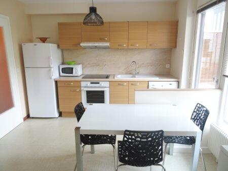 Résidence Montcalm C - Logement douillet dans Résidence avec Piscine et Tennis ! MAE-6844 - 2