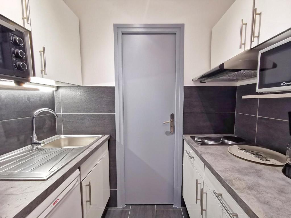 Résidence Le Chateau Durieux 4 - Coup de coeur pour ce petit studio entièrement relooké ! MAE-7184 - 3