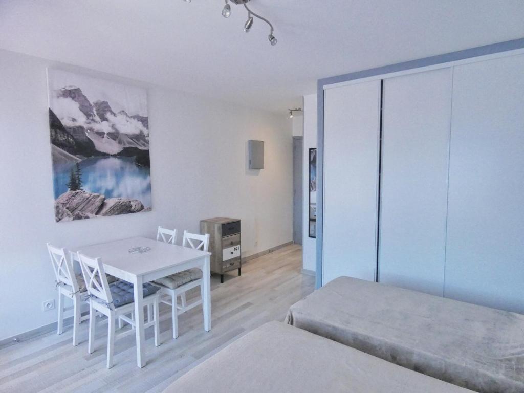 Résidence Le Chateau Durieux 4 - Coup de coeur pour ce petit studio entièrement relooké ! MAE-7184 - 5