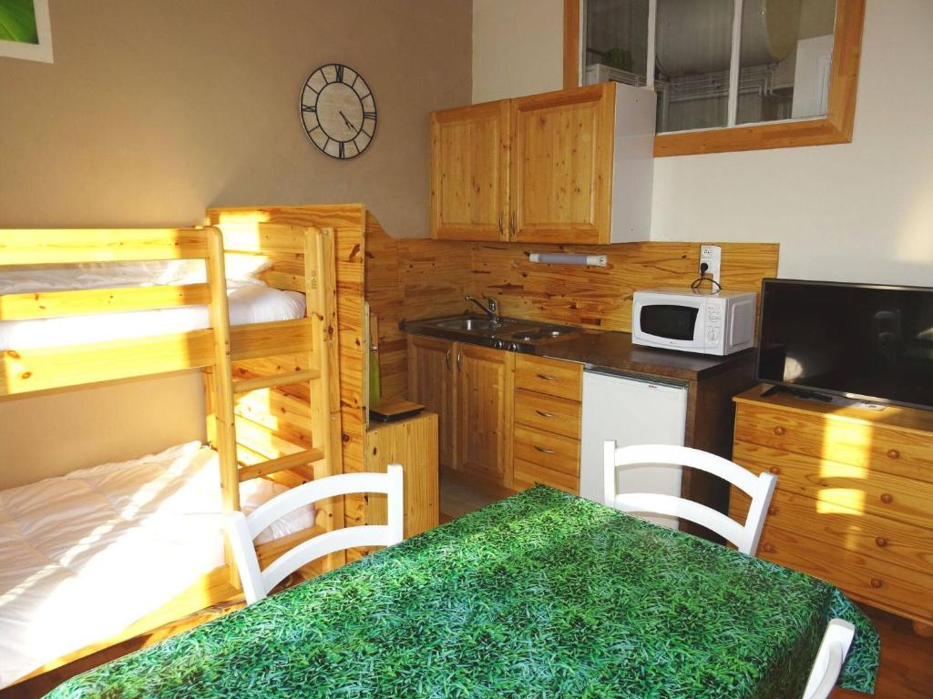 Residence Albion - Agréable petit studio offrant une belle vue dégagée ! MAE-7564 - 2