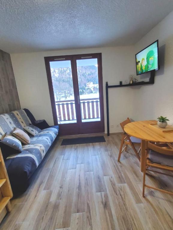Nice studio, sleeps 5, with balcony and nice view - 5