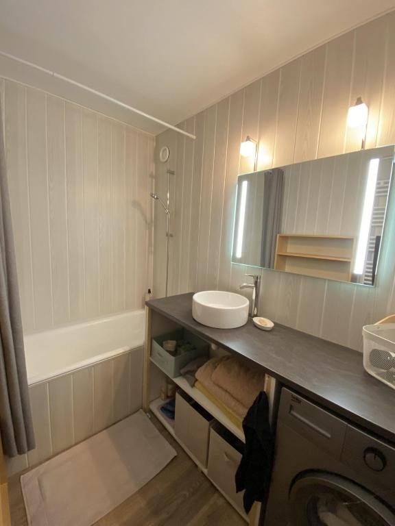 Résidence Les Gemeaux I - Nouveauté 3 pièces centre du village MAE-2614 - 5