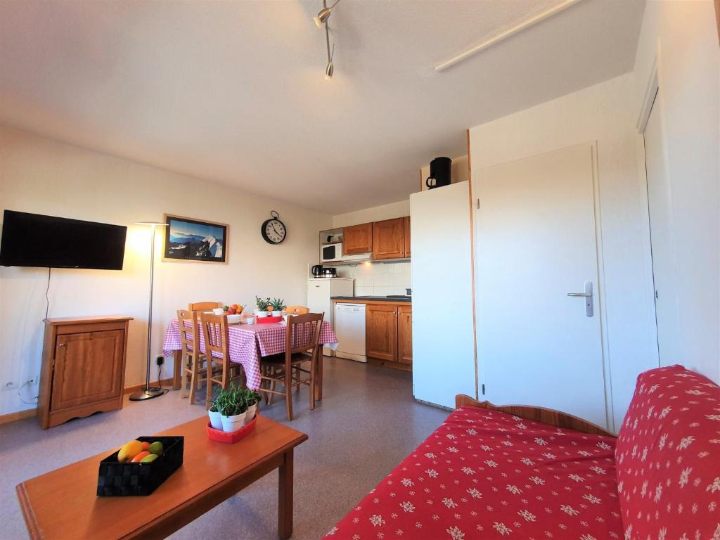 Résidence Les Chaumettes - 2 Pièces pour 6 Personnes MAE-8574 - 4