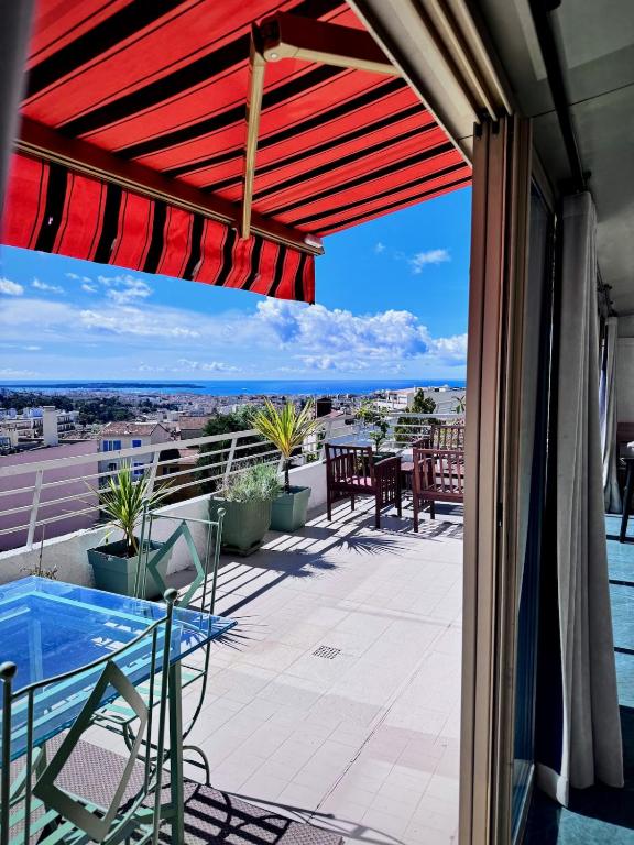 Large studio apartment in Vieux-Cannet sea view and terrace - 1
