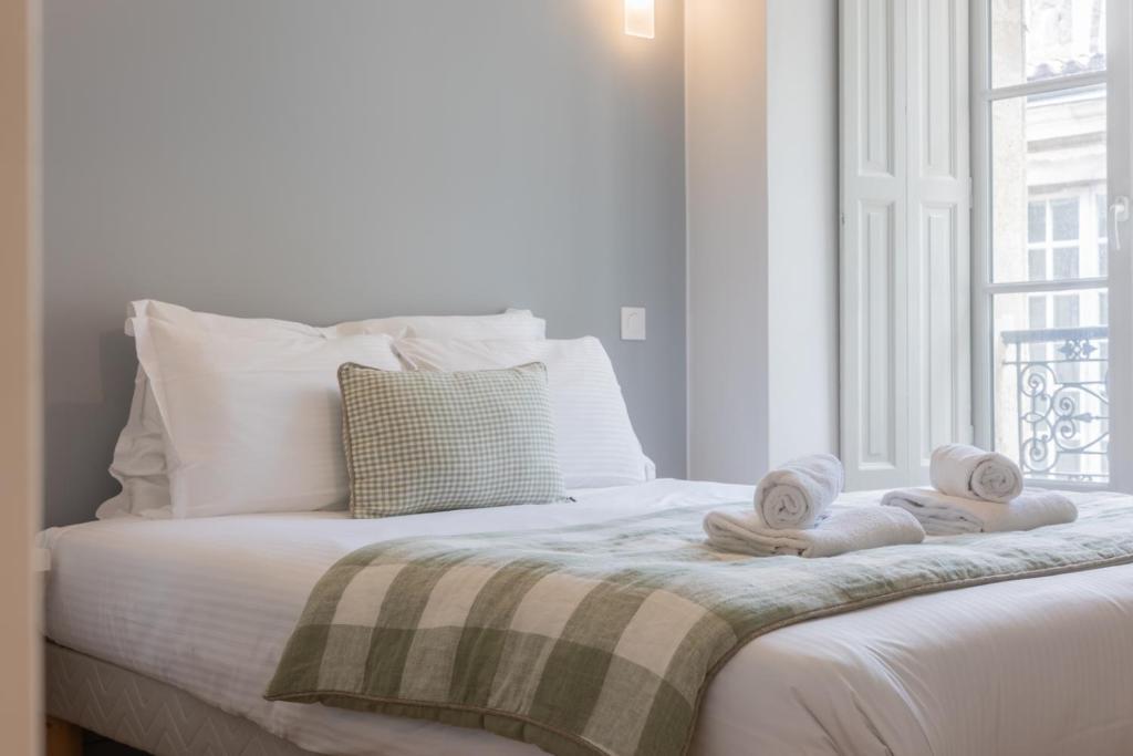 Luxury 3-bedroom apartment in hyper centre air con lift - 2