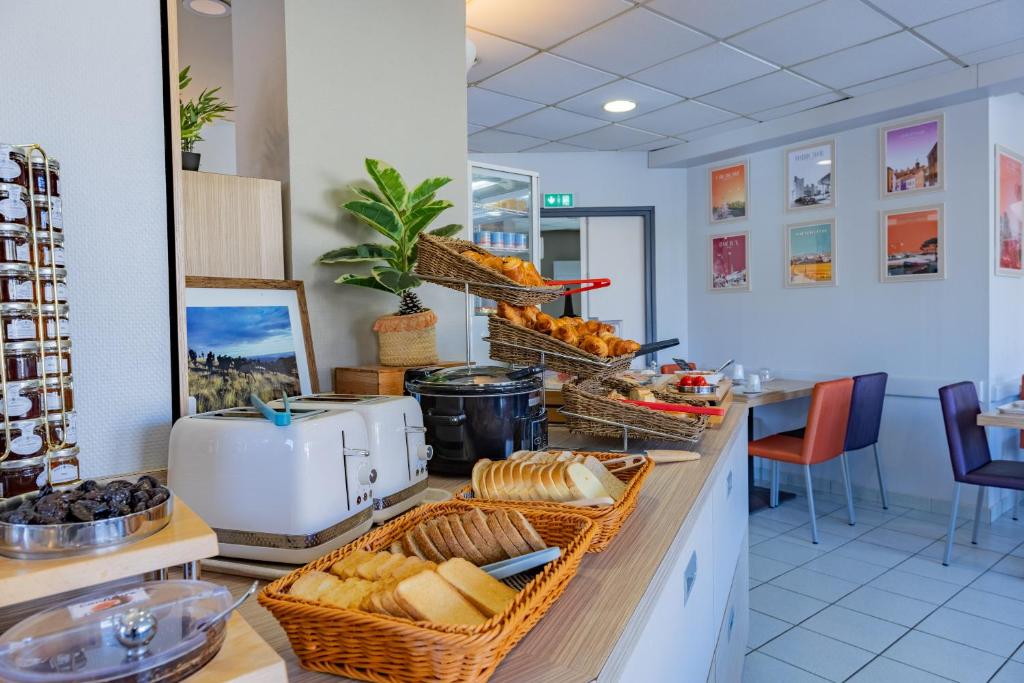 Hotel Espace Cite - 5