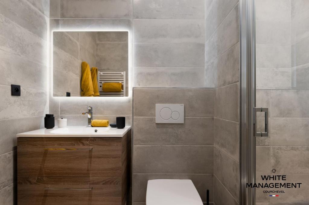 Résidence Ariondaz Bleuet - Un penthouse au sommet, à Courchevel 1650 MAE-2404 - 5