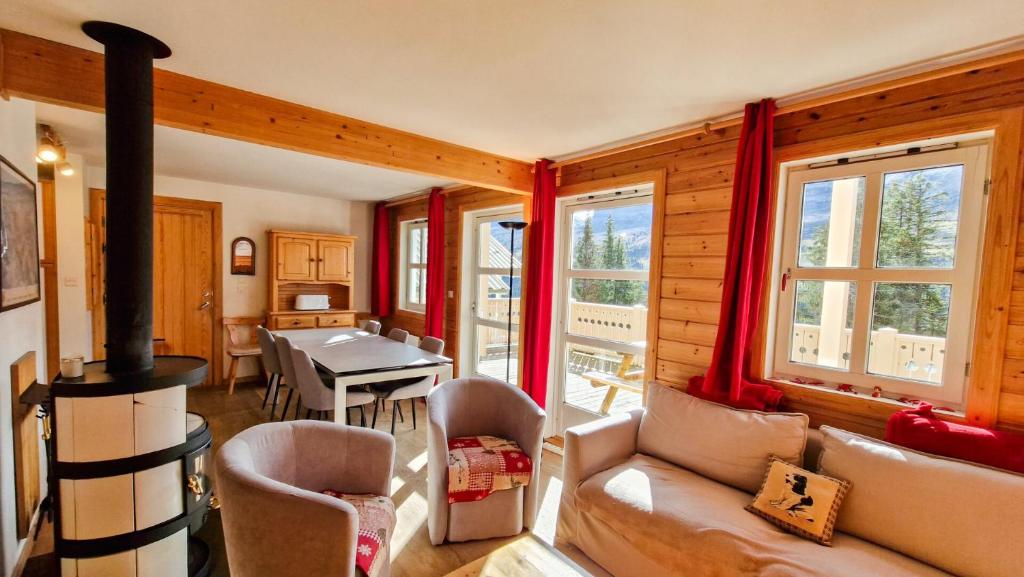 Résidence Hameau - Chalet confortable · Poêle à bois · Terrasse · Garage · WIFI gratuit MAE-8714 - 1