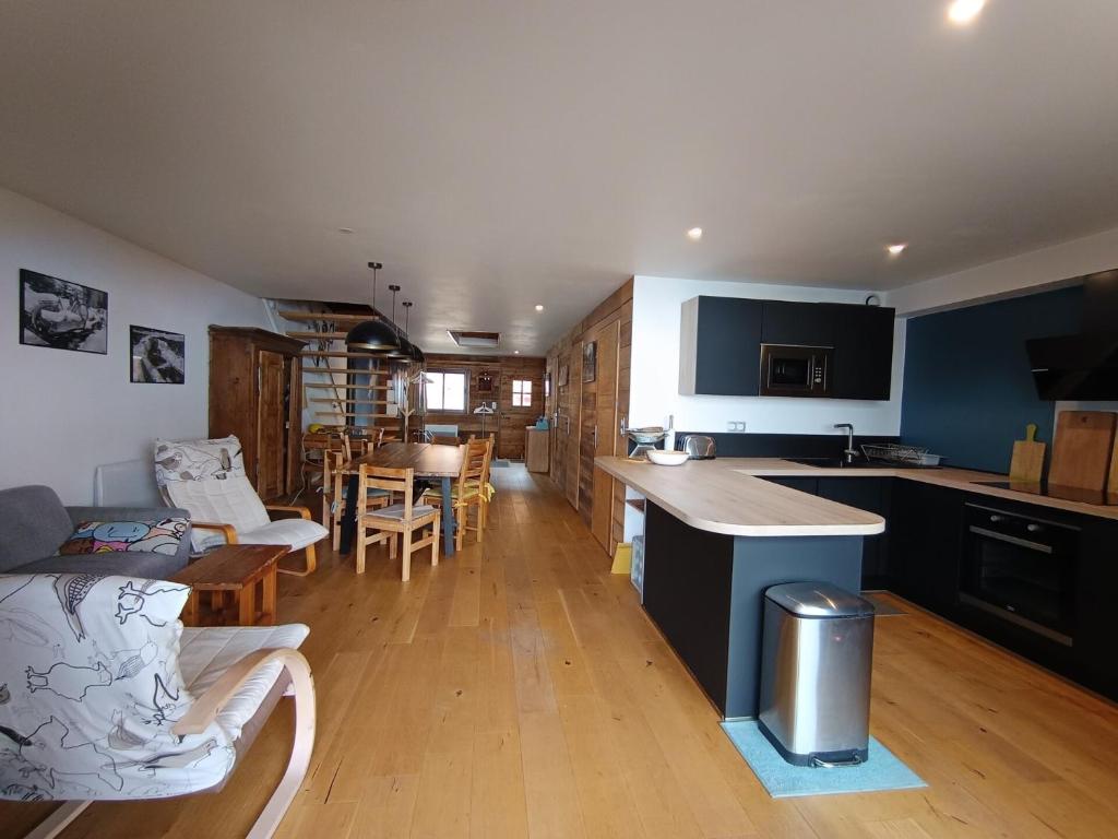 Résidence Maison Bleue Charrette - Appartement-Chalet individuel refait à neuf - Luxe - Garage - MAE-5154 - 4