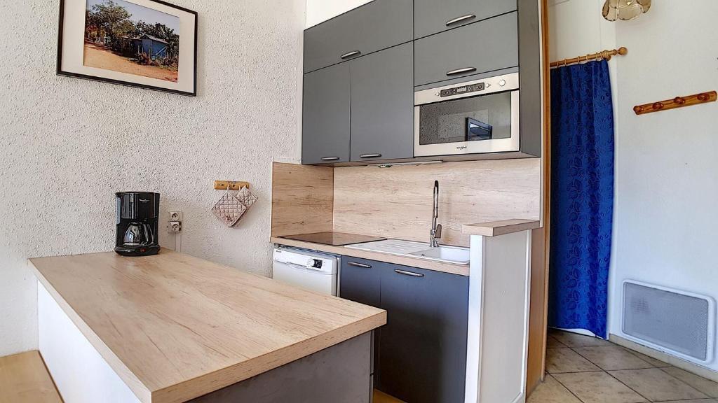 Résidence Caron - Appartement duplex lumineux · Départ et retour skis aux pieds · Balcon MAE-0004 - 4