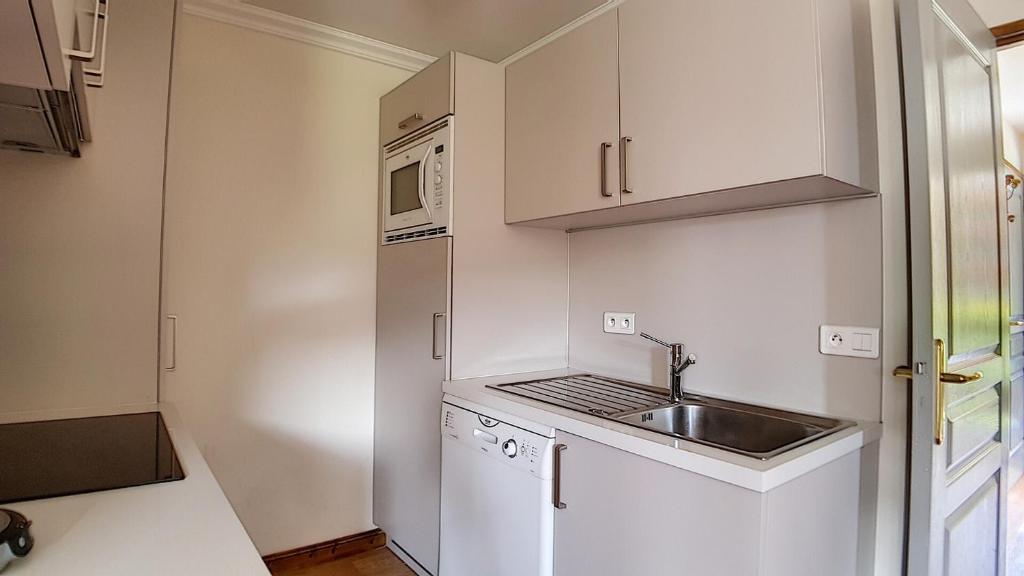 Résidence Les Cristaux - Appartement spacieux · Proche des pistes · Balcon · Sauna · Hammam · WIFI MAE-0604 - 4