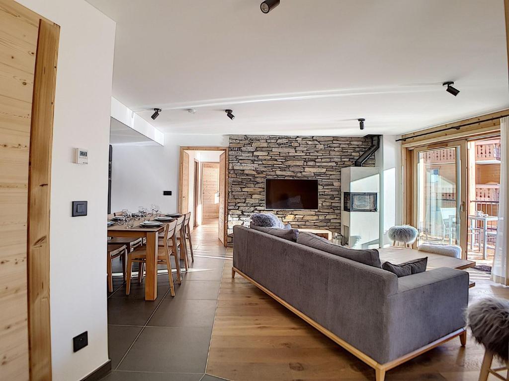 Chalet 2000 - Appartement neuf · Proche des pistes · Jacuzzi · Balcon MAE-0804 - 1
