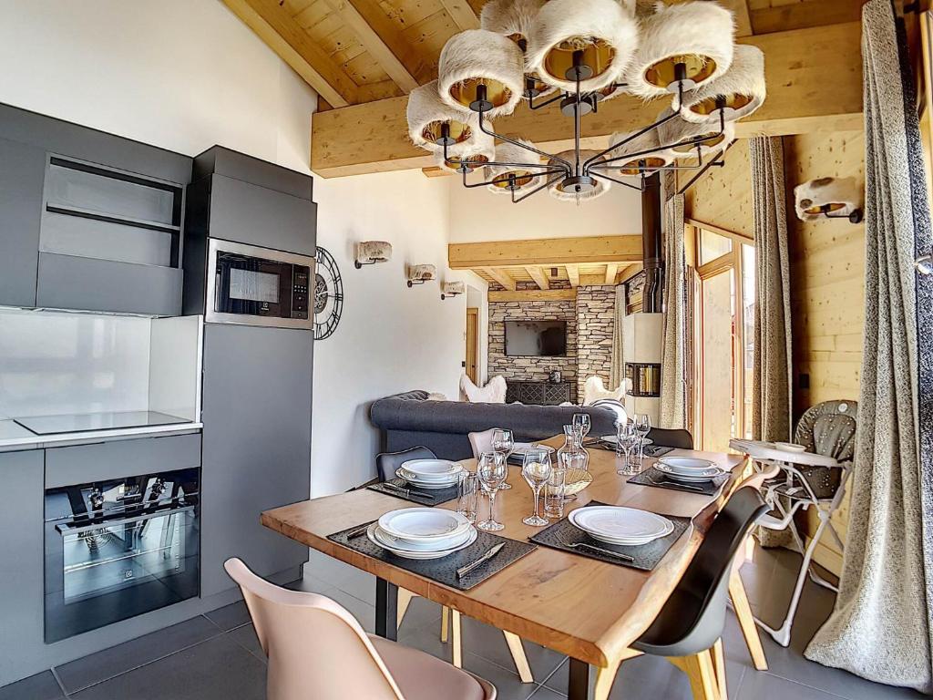 Chalet 2000 - Appartement neuf · Proche des pistes · Balcon · Jacuzzi MAE-0834 - 3
