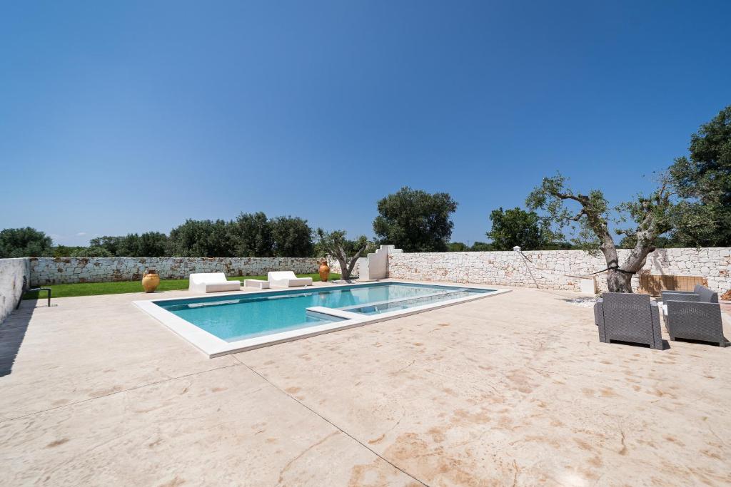 Luxury Villa Bianca with pool - 3