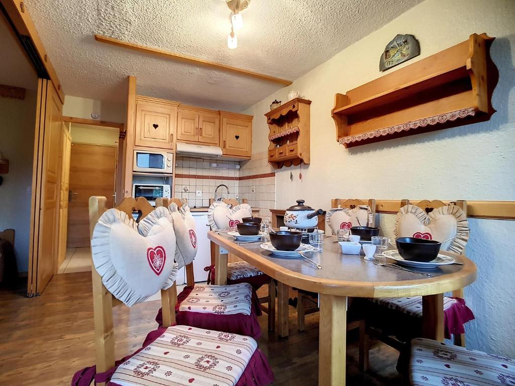 Résidence Boedette A - Appartement confortable · Départ et retour skis aux pieds · Balcon MAE-1004 - 2