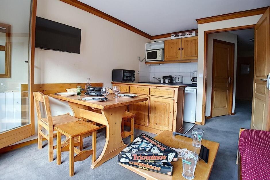 Résidence Valmonts A - Appartement standard · Départ ski aux pieds · Balcon MAE-2414 - 1