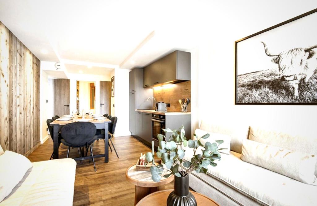 Apartment-Chalett just mins to slopes wifi - 5