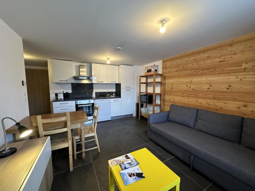 Varsea Residence - RESIDENCE VARSEA MAE-9991 - 3