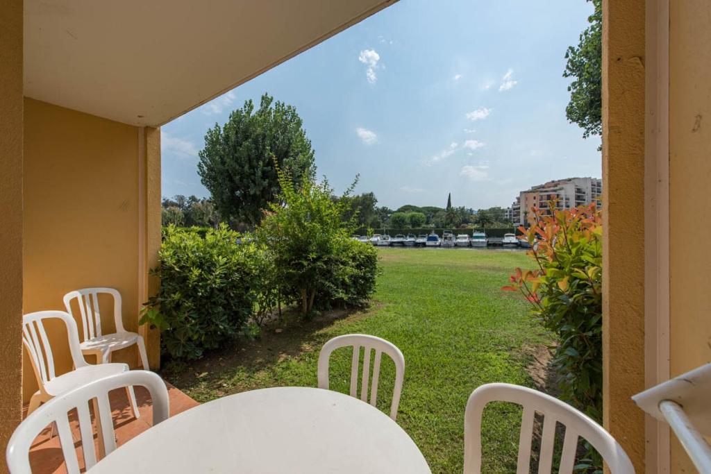 Résidence Les Rives de Cannes Mandelieu - maeva Home - 2 Pièces 5 Personnes Prestige MAE-2168 - 1