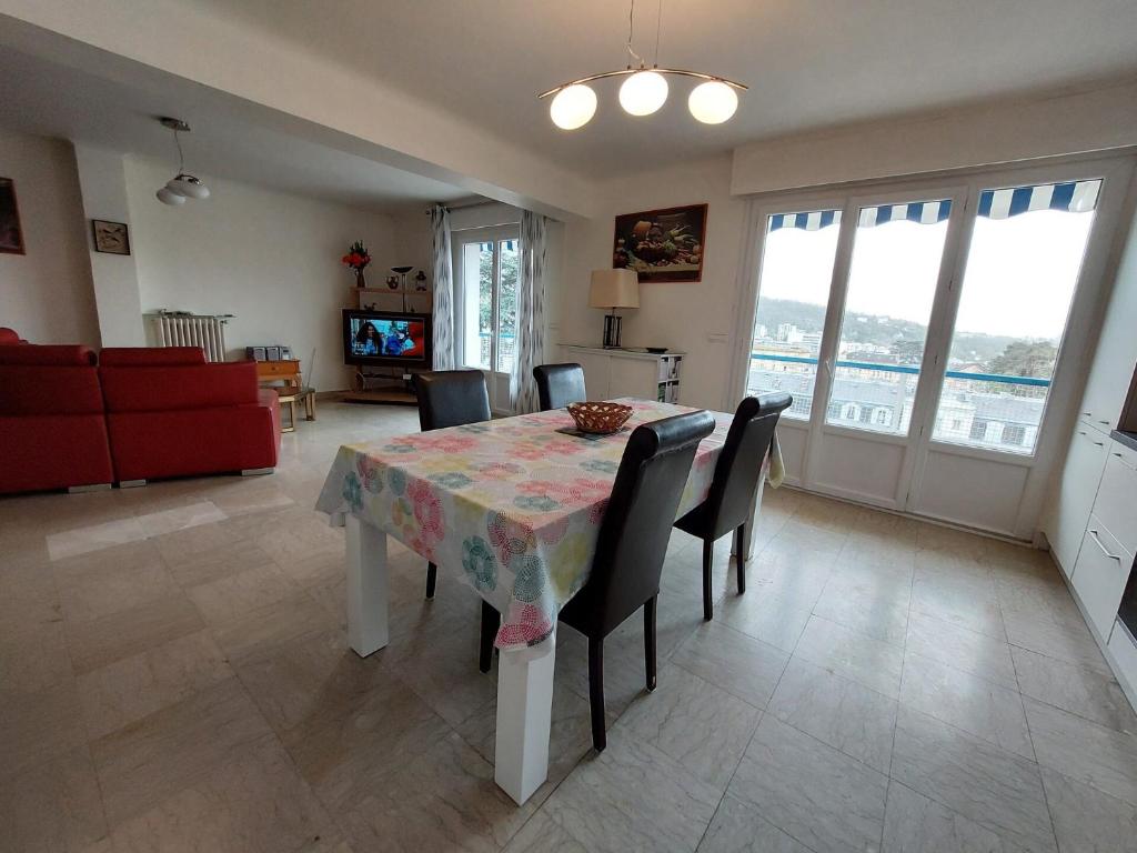 Résidence Le Savoy - Spacieux logement, belle vue au coeur de la ville ! MAE-7531 - 1