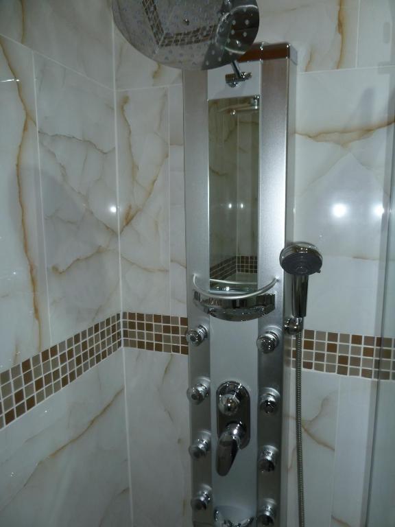 Americas Best Value Inn & Suites Houston at Hwy 6 & Westpark photo