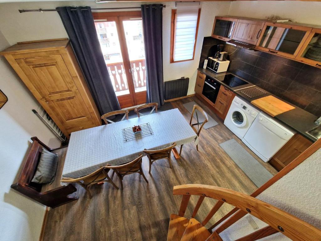 Résidence Melezets 3 - 4 pièces +cabine 6/8 personnes coeur station 50m² MAE-7161 - 1