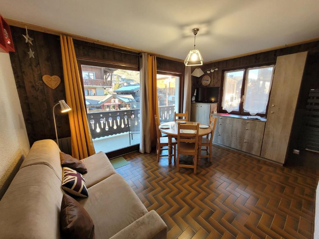 Résidence Eden Roc I - Appartement lumineux et bien agencé, plein centre MAE-1291 - 4