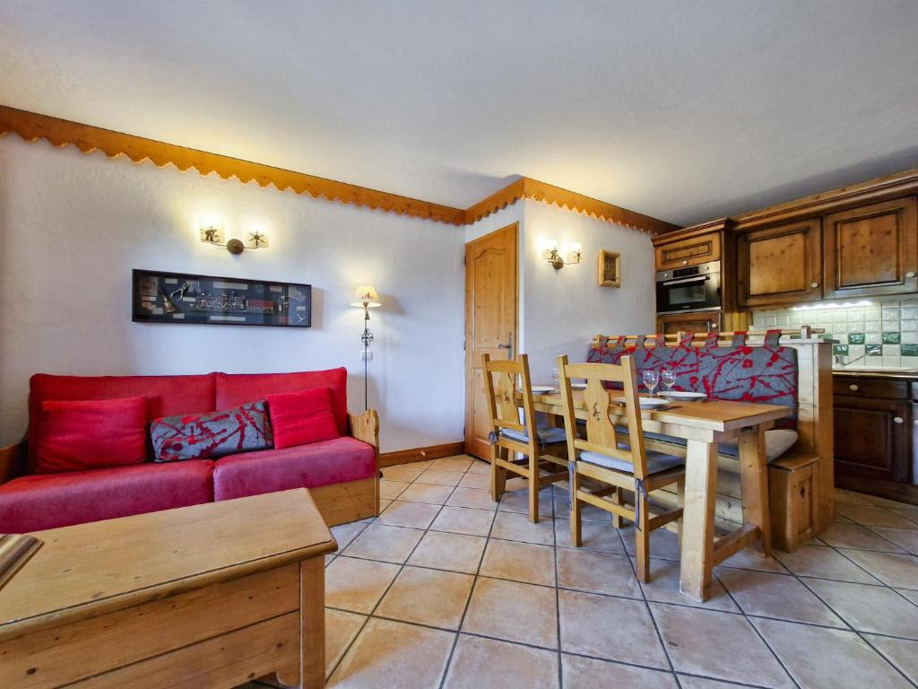 Résidence Roselend - Charmant appartement de 3 pièces situé dans une résidence au village du Chantel, proche des pistes et avec piscine. MAE-4441 - 2