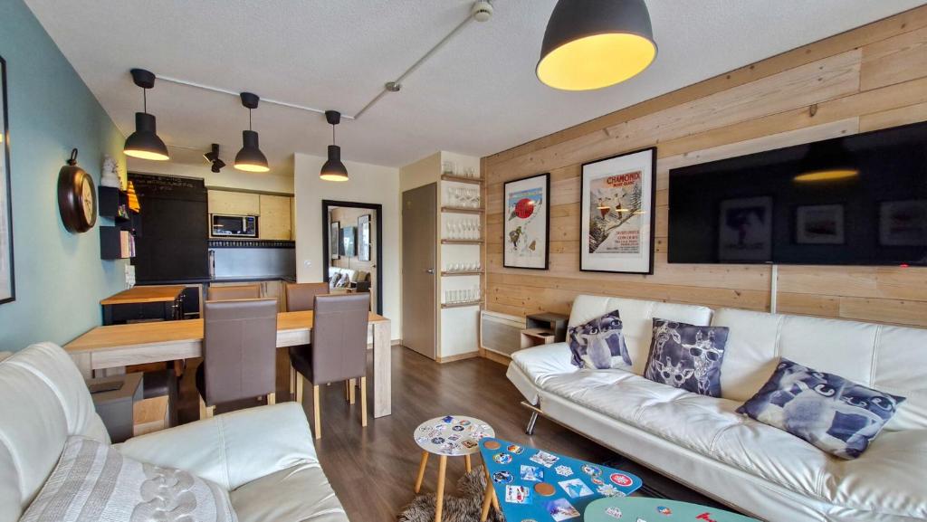 Résidence Le Panoramic - Appartement spacieux · Départ et retour skis aux pieds · Piscine · Parking inclus · Spa MAE-6931 - 3