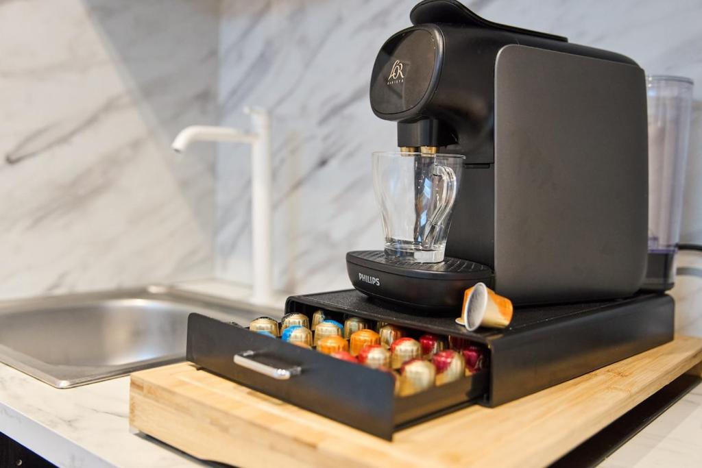 LE LOFT RÉMOIS I CENTRE-VILLE I TERRASSE I BARBECUE I NETFLIX - LE LOFT RÉMOIS I DOWNTOWN I TERRACE I BBQ l NETFLIX - 4