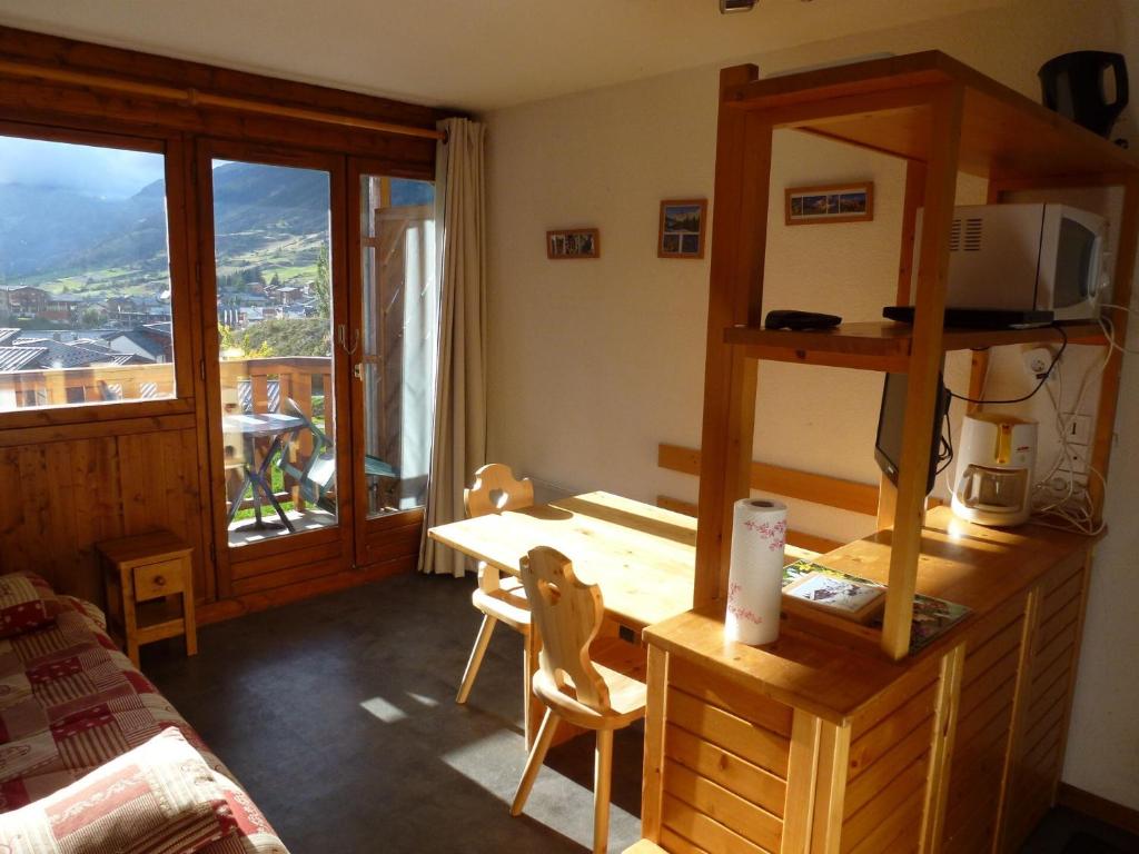 Résidence Les Pres Du Bois - Studio coin montagne - 4 personnes MAE-2543 - 4