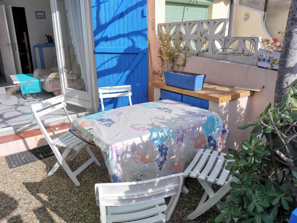 Résidence Les Barcarelles - VILLA T2 CABINE 4 couchages LE BARCARES MAE-1334 - 3