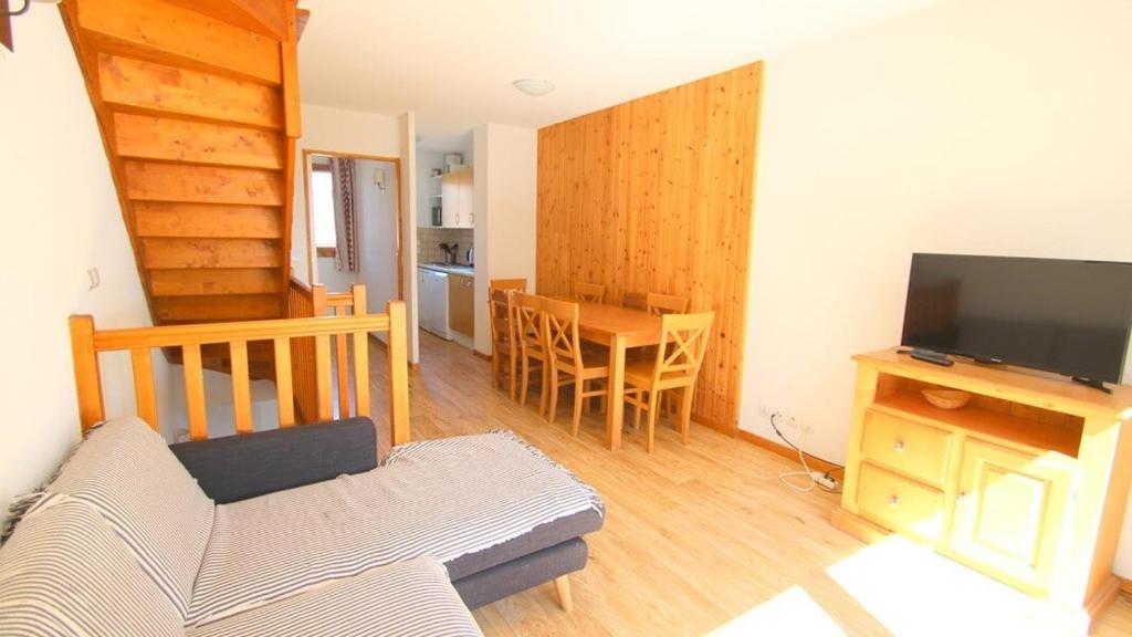 Résidence Parc Aux Etoiles - CH28PAE - CHALET TRIPLEX T5 - TERRASSE - 7 PERS MAE-2104 - 5