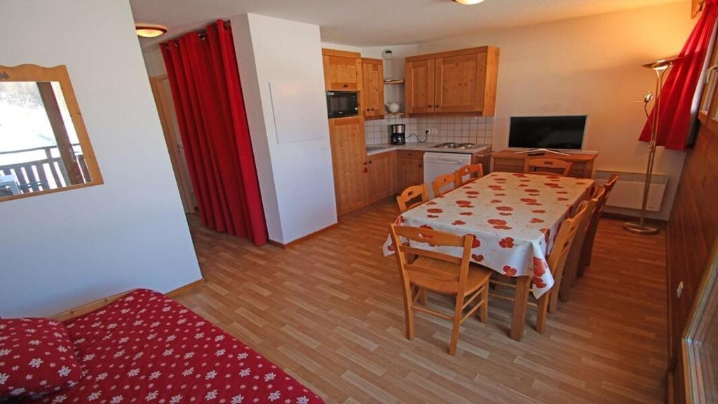 Résidence Hameau Des Ecrins - HEC112 - APPARTEMENT 6 PERSONNES, SECTEUR 1700M MAE-8994 - 2