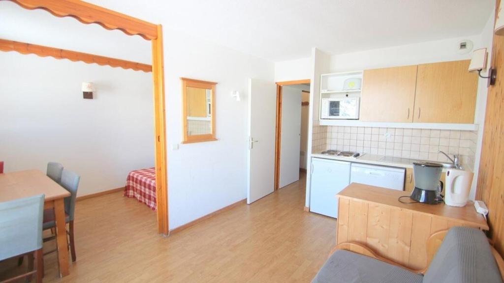 Résidence Parc Aux Etoiles - C313PAE - APPARTEMENT 2 CHAMBRES AVEC BALCON MAE-9054 - 3