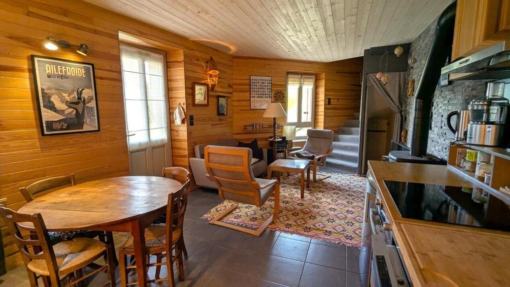 Résidence Le Rosier-vallouise - Appartement authentique à Vallouise – Une escapade pleine de charme au cœur des montagnes MAE-5063 - 1
