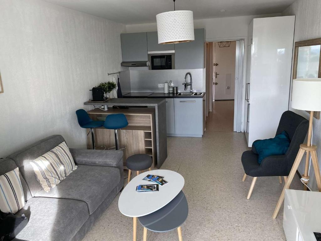 Résidence Porquerolles - Joli T1 à Bandol avec vue petite vue mer MAE-8734 - 3