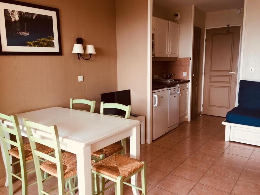 Résidence Rivages - Coquet appartement de type 2 en rez de jardin à Six Fours les Plages MAE-9654 - 5