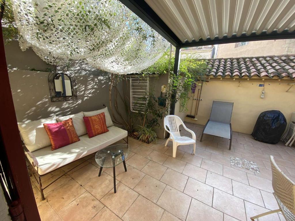 Résidence 665-bandol - Magnifique Rez de villa T1 bis à Bandol MAE-0974 - 1