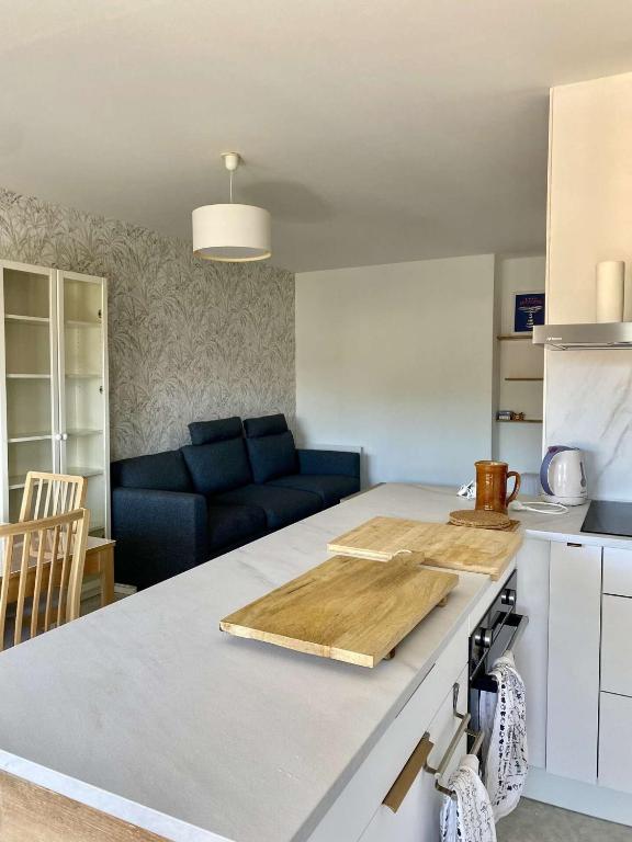 Résidence Les Oyats - T3 rénové 55m², balcon sud & parking – Centre-ville MAE-9734 - 5