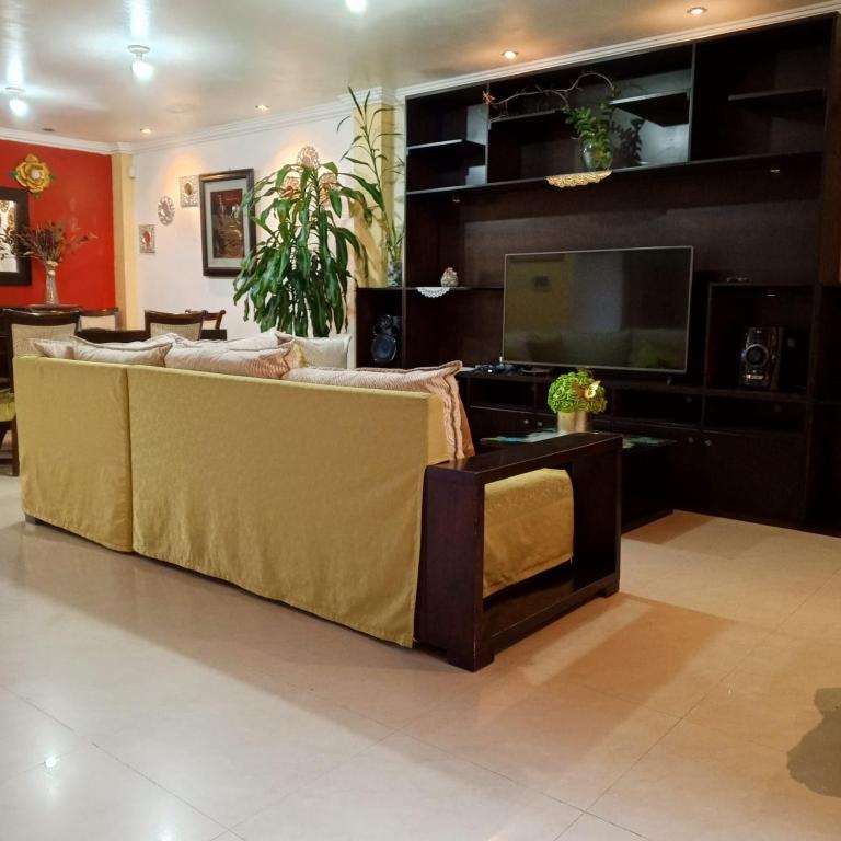 Casa Residencial Familiar - 2