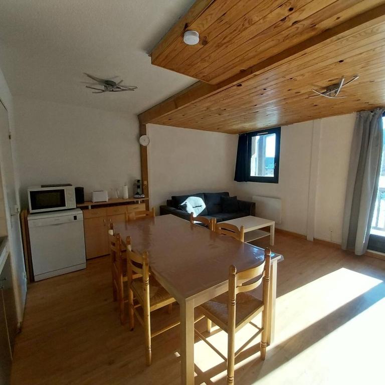Résidence Comete - T3 de 8 couchages en duplex au pied des pistes 227C MAE-9081 - 3