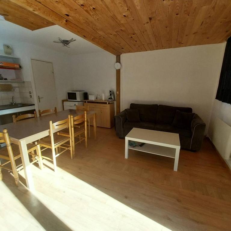 Résidence Comete - T3 de 8 couchages en duplex au pied des pistes 227C MAE-9081 - 4