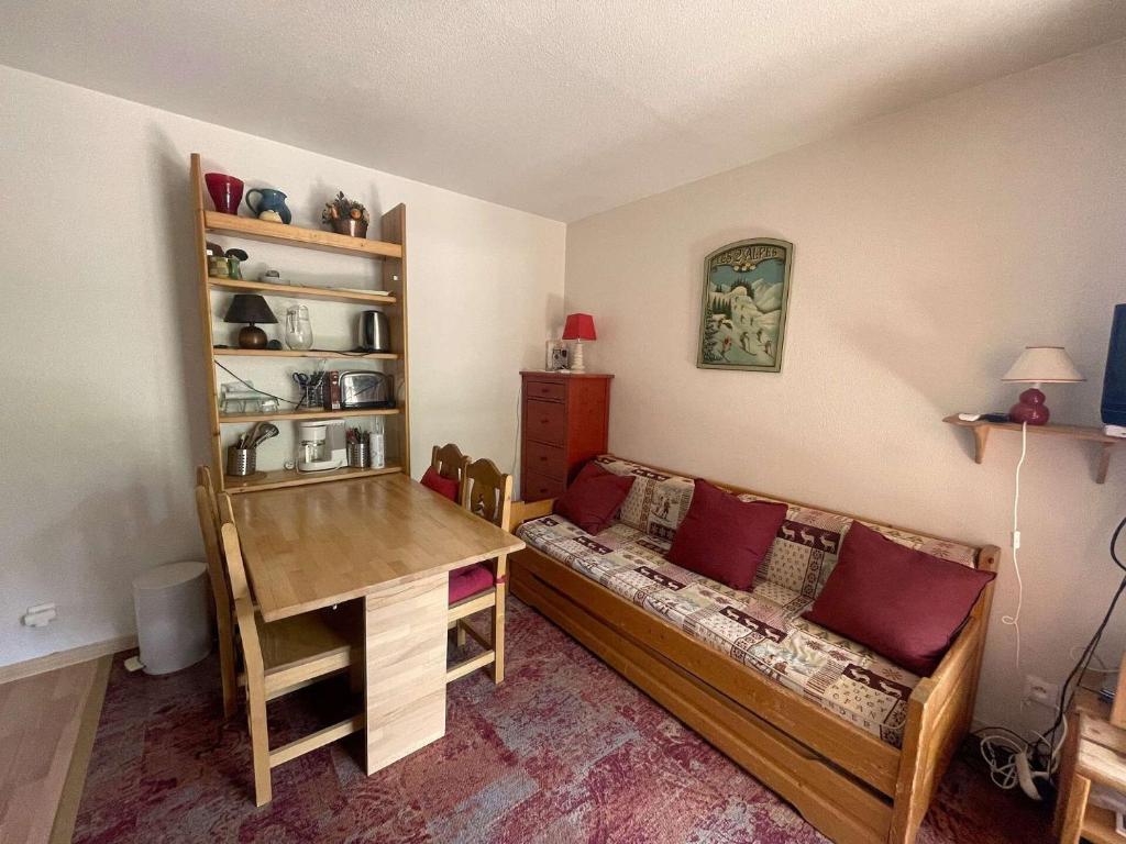 Résidence Pluton - Studio en plein cœur de station, face aux pistes avec place de parking privée et couverte MAE-5261 - 5
