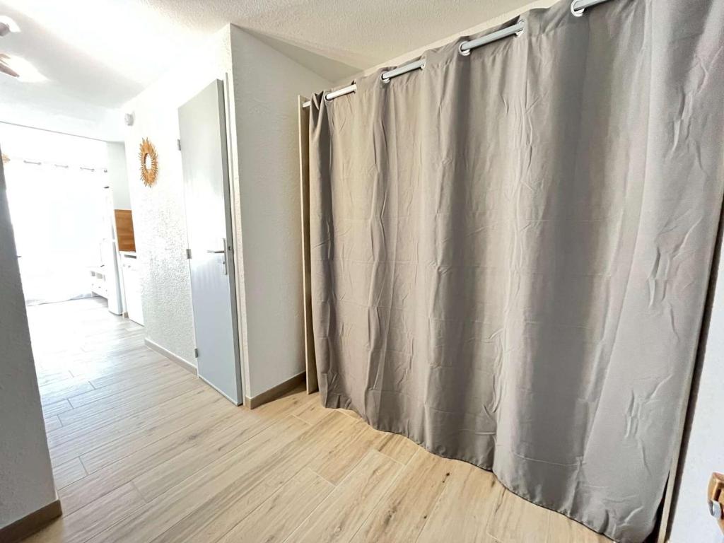Résidence Le Lagon Bleu - Studio cabine 4 couchages avec climatisation et piscine MAE-7111 - 4