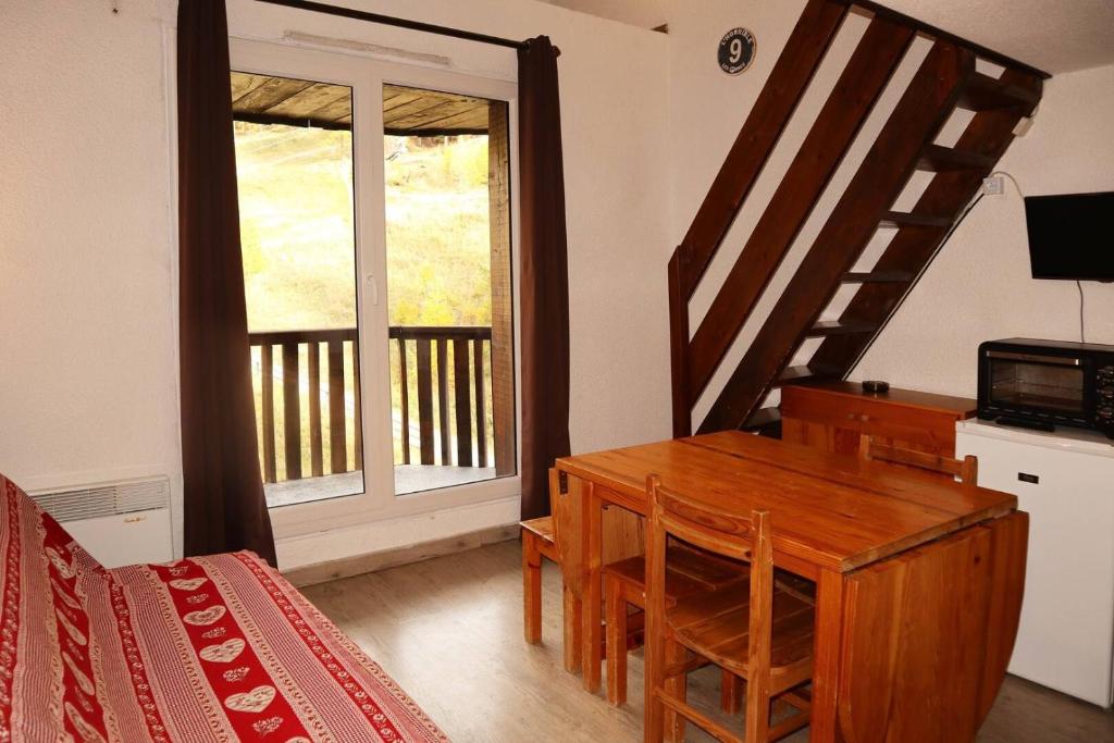 Résidence Le Pouzenc - Studio 6 personnes accès direct aux pistes MAE-0674 - 1