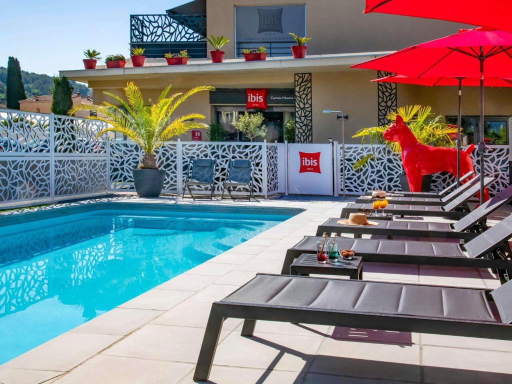 IBIS Cannes Mouans Sartoux Piscine parking gratuit - 2
