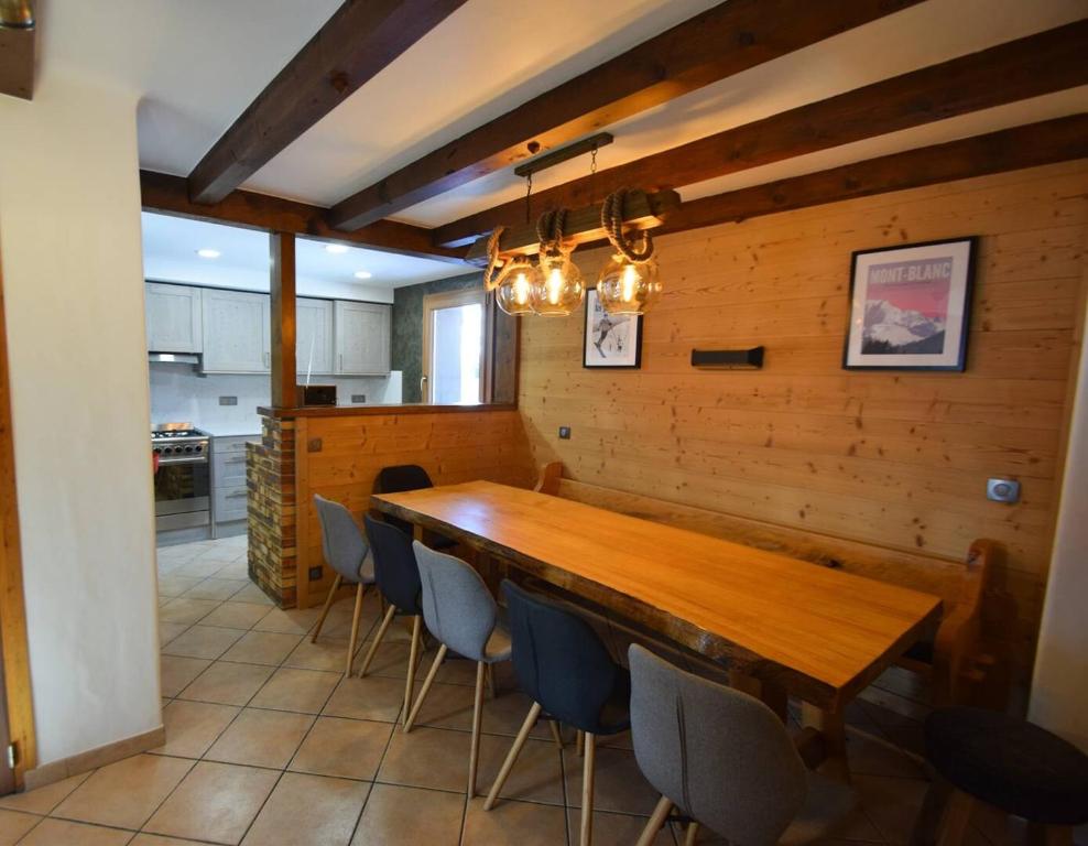 Chalet Le Becoin - CHALET MITOYEN 10/12 pers - 100m des pistes SAUNA - WIFI - PLAGNE 1800 - CTBEC MAE-6654 - 4