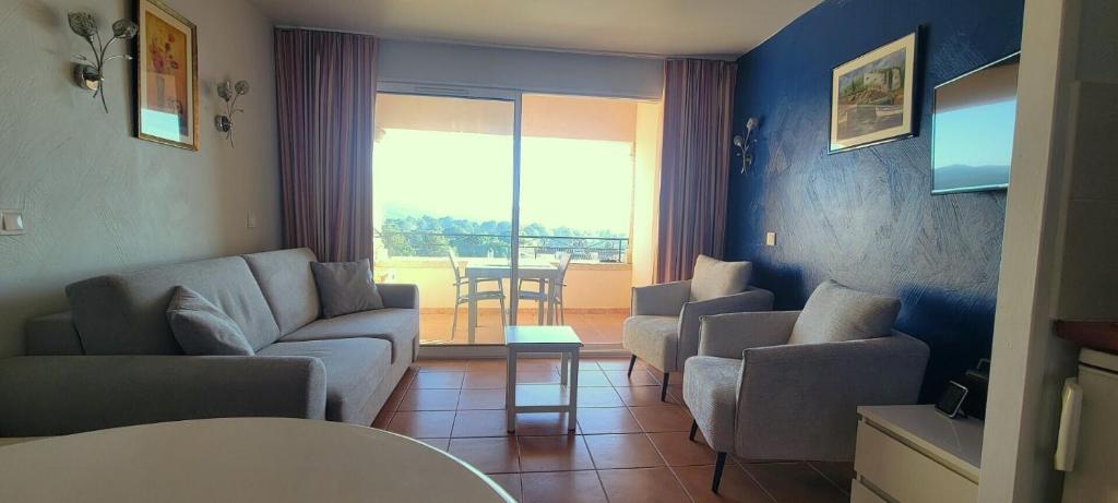 Village Pont Royal en Provence - maeva Home - Appartement 4 personnes 1 chambre vue vallée MAE-6293 - 1