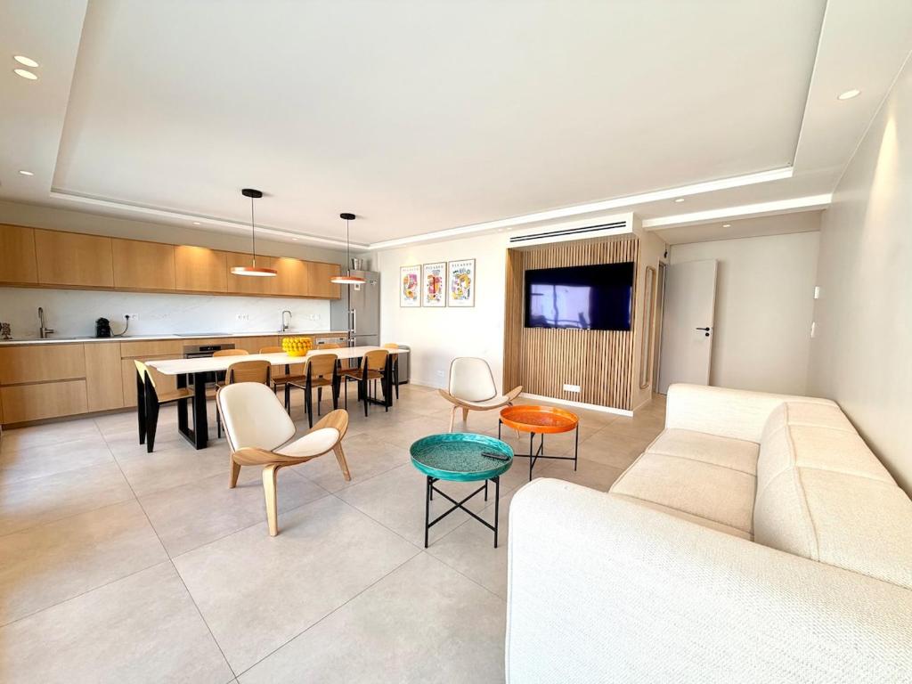 3 Suites, Cannes Croisette next Palais Festivals & Beach - 2